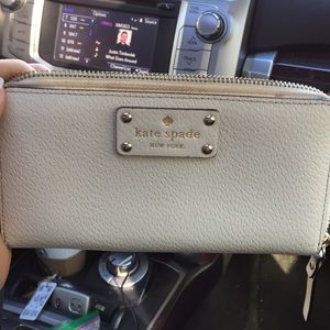 Kate Spade Cream Wallet